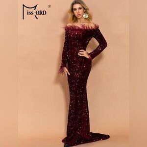 Miss Ord Women’s Off Shoulder Long Sleeve Wine Sequin Velvet Dress Gown Sz M NWT